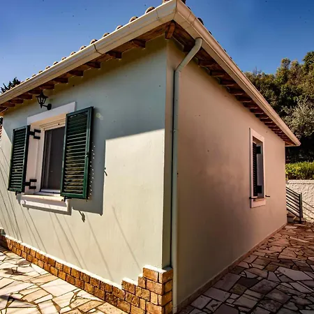 Forti Retreat Georgia Apartment Kariotai
